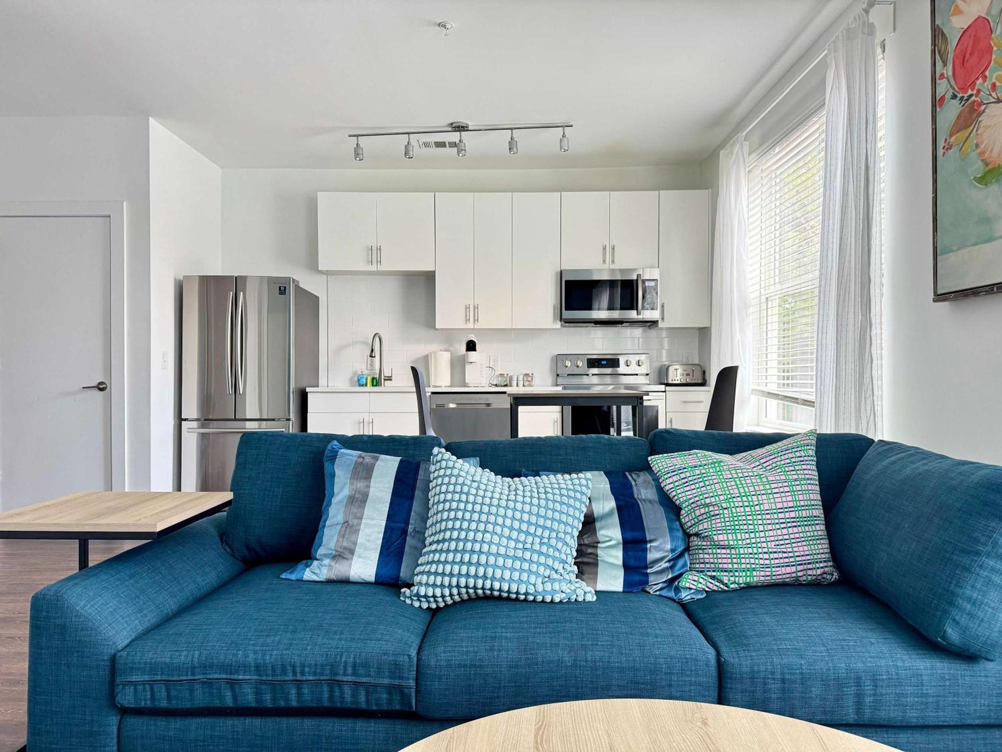 Luxury 1b1b With Balcony Downtown 542blvd Ferienhaus